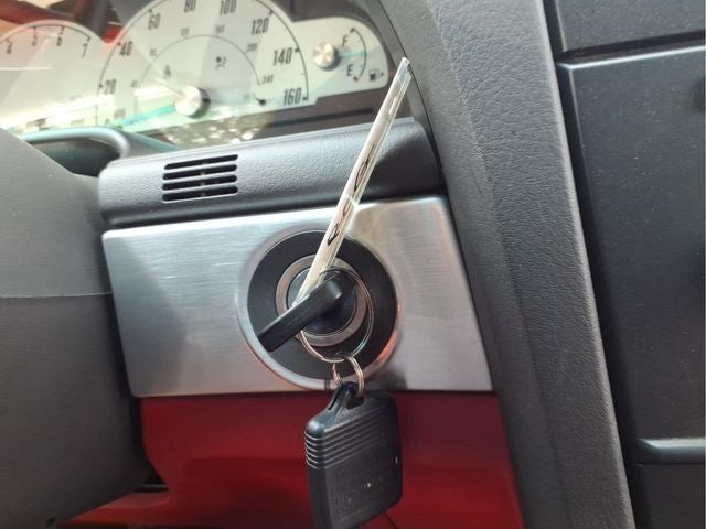 2002 Ford Thunderbird Base