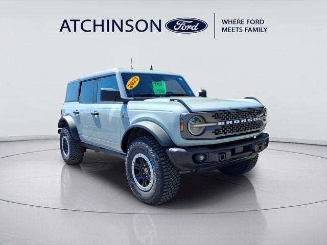 2023 Ford Bronco Base