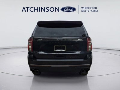 2022 Chevrolet Suburban RST