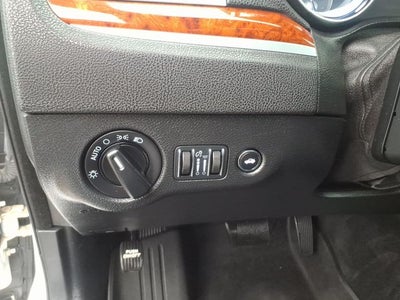 2014 Chrysler 300 Base