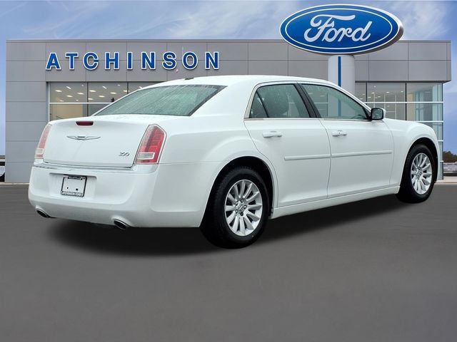 2014 Chrysler 300 Base