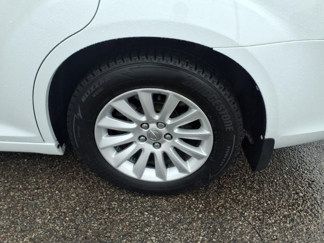 2014 Chrysler 300 Base