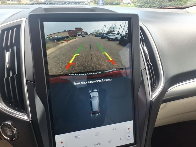 2023 Ford Edge Titanium