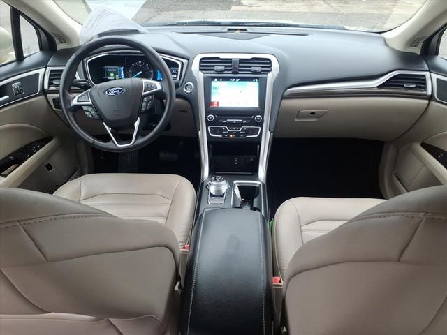 2018 Ford Fusion Hybrid SE