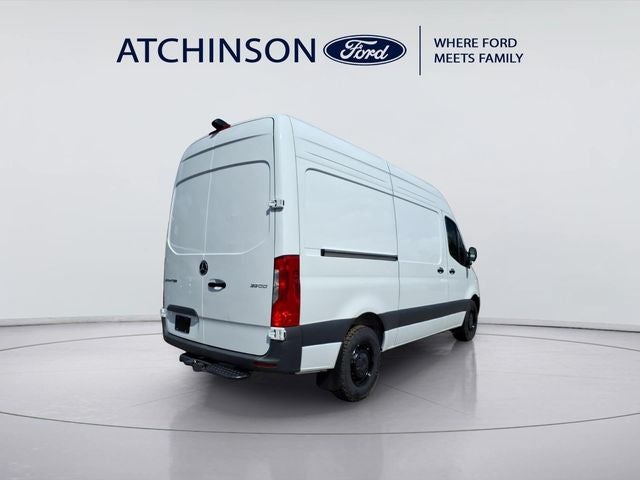 2025 Mercedes-Benz Sprinter 2500 Cargo 144 WB