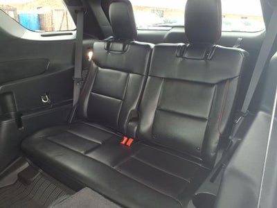 2024 Ford Explorer ST-Line