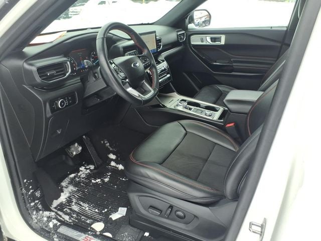 2024 Ford Explorer ST-Line